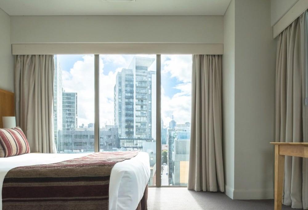 Seasons Heritage 3* Melbourne