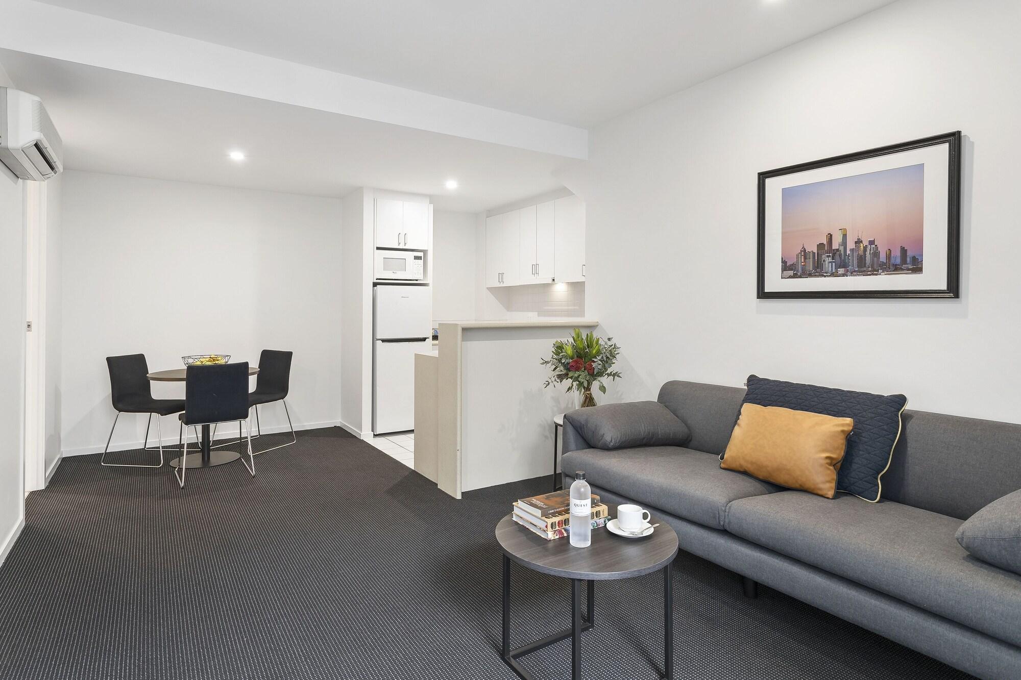 Quest Prahran 4*