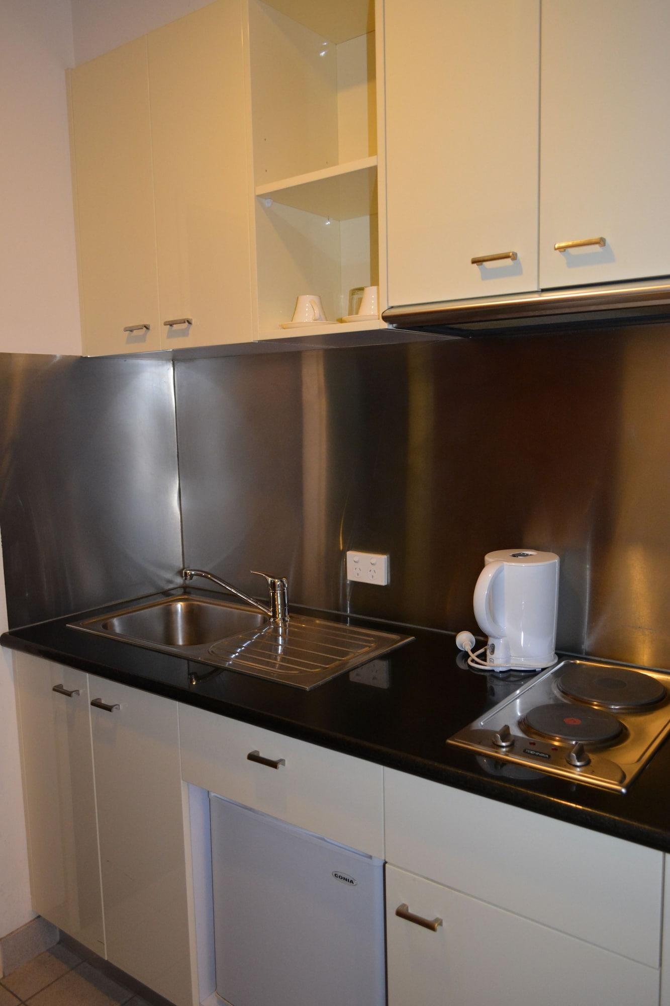 Yti Garden Aparthotel 3*
