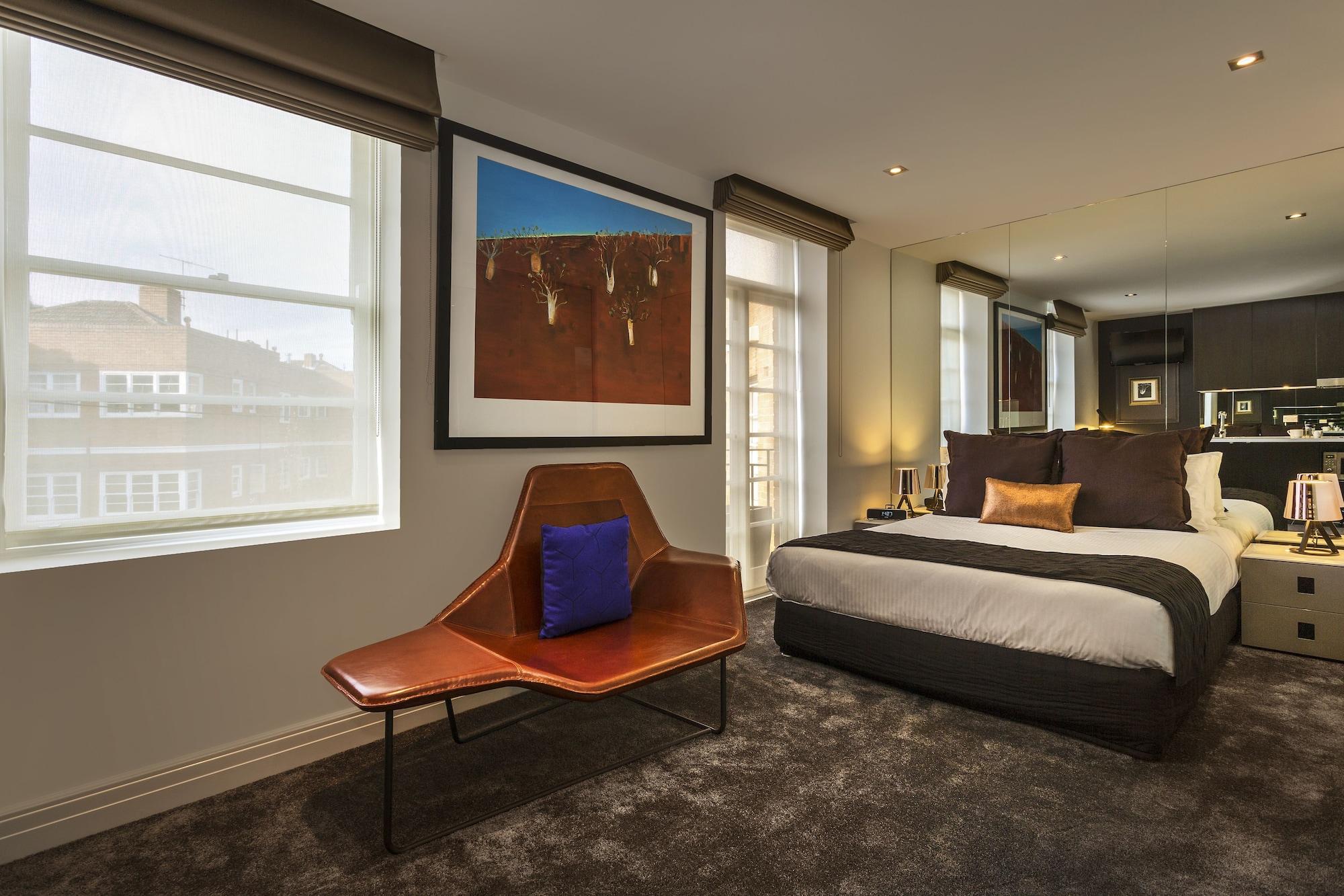Aparthotel Quest East