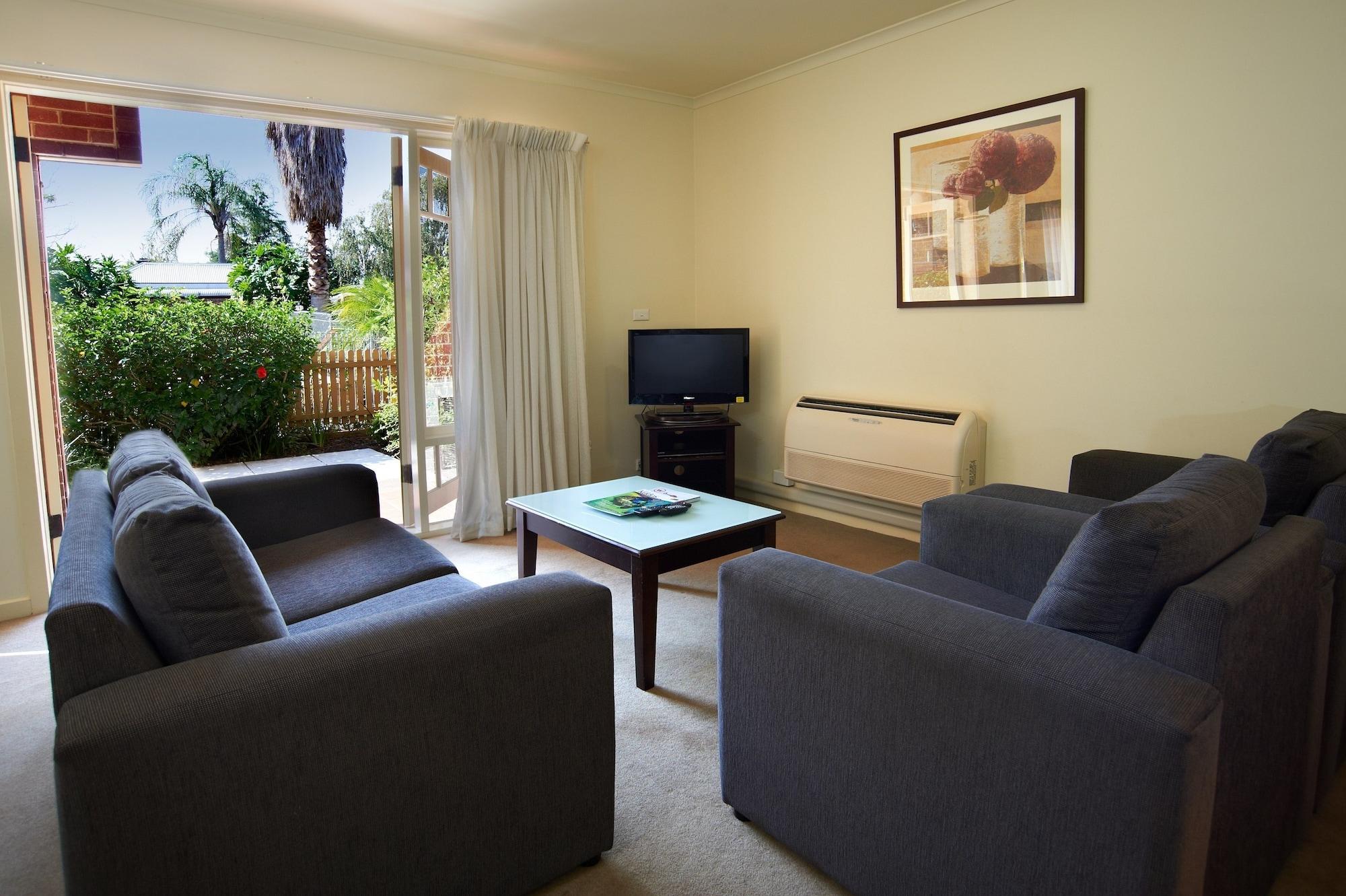 Comfort Royal Gardens Hotel