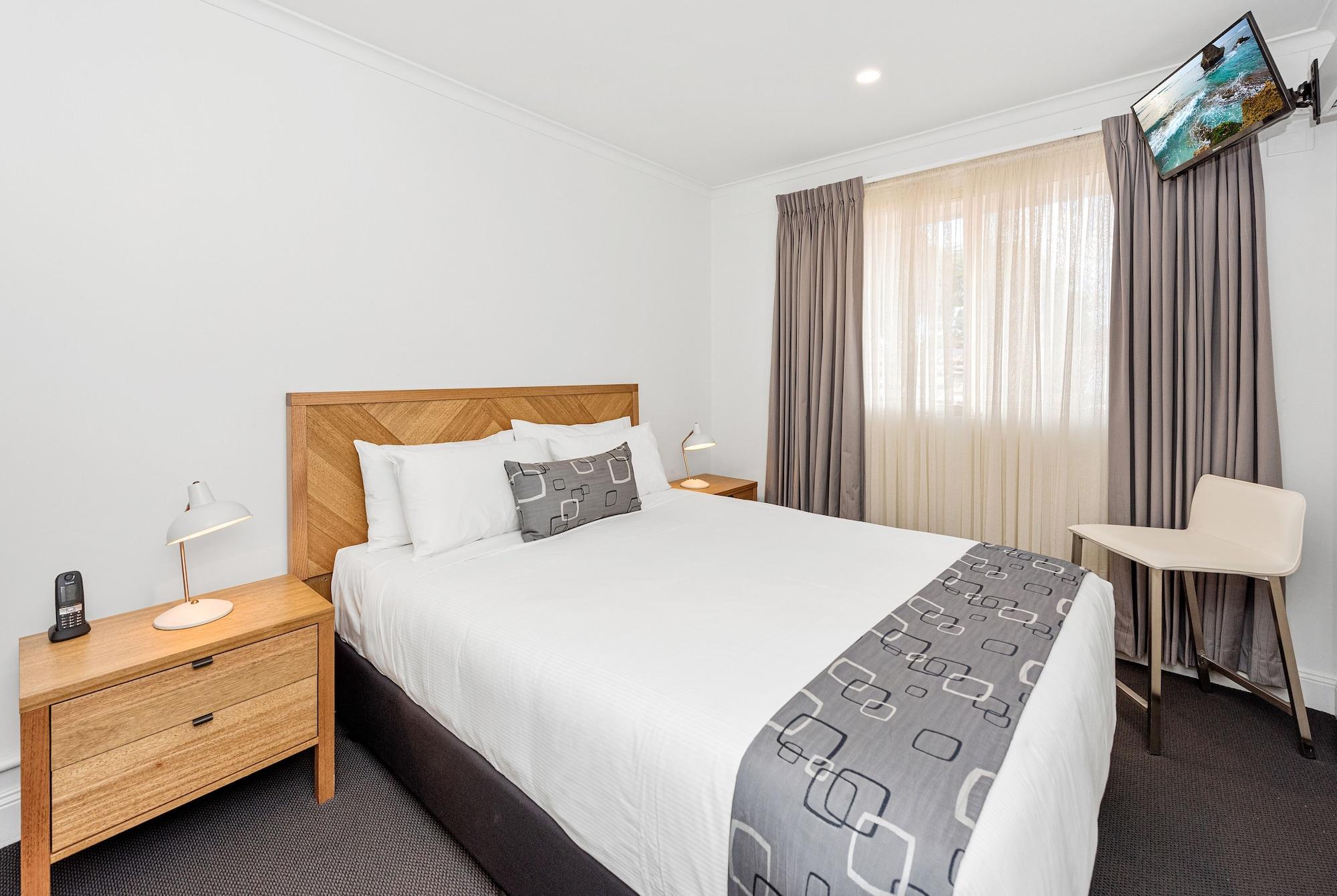 Fawkner Executive & Serviced * Melbourne