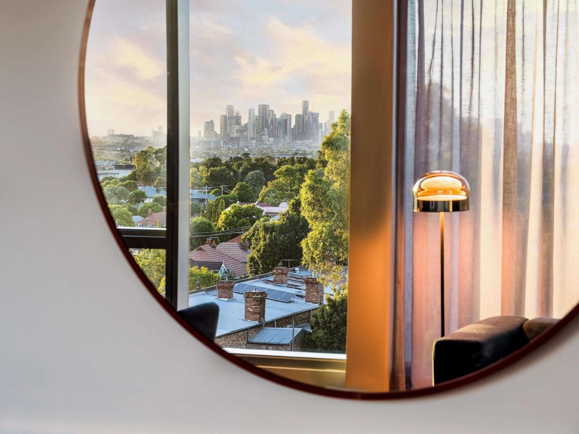 Novotel Preston Aparthotel 4*