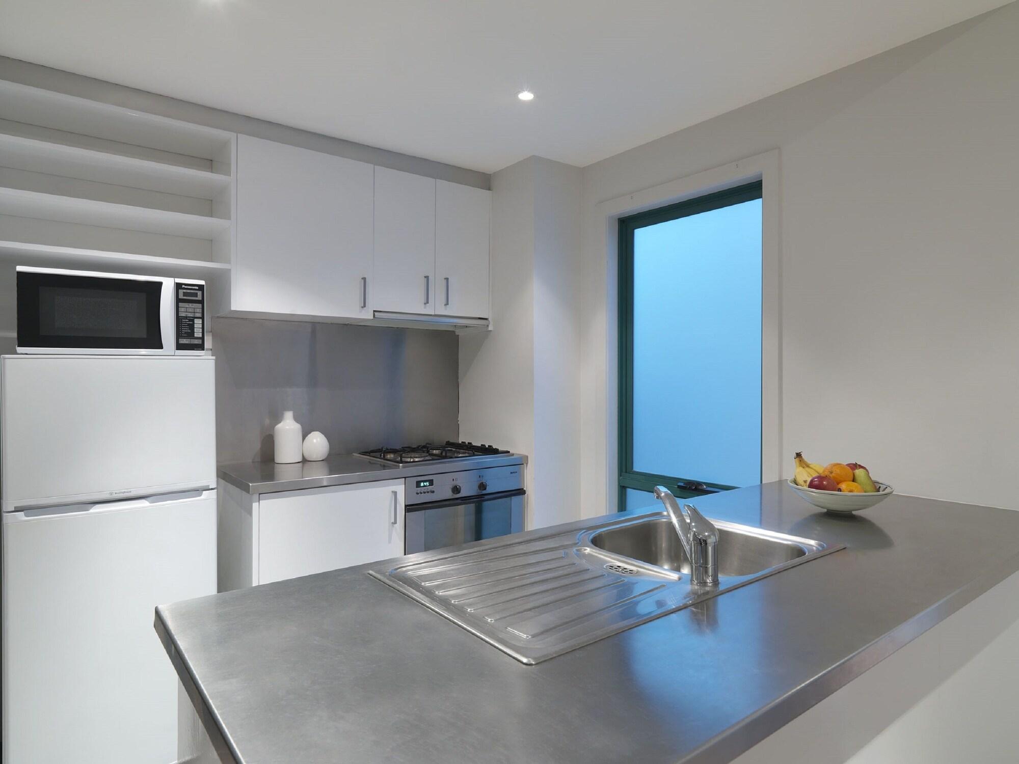 Aparthotel Adina St Kilda