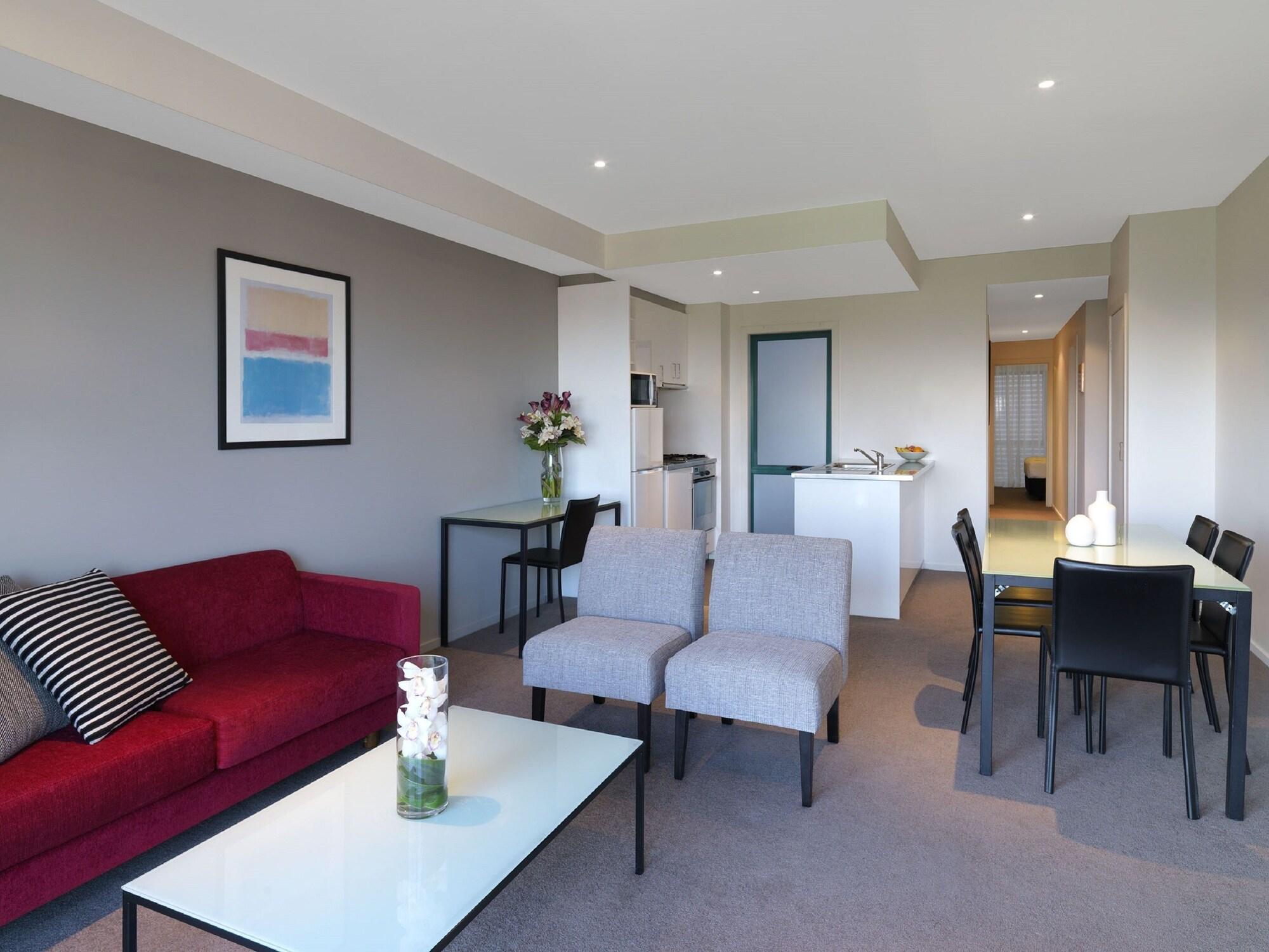 Adina St Kilda Aparthotel 4*