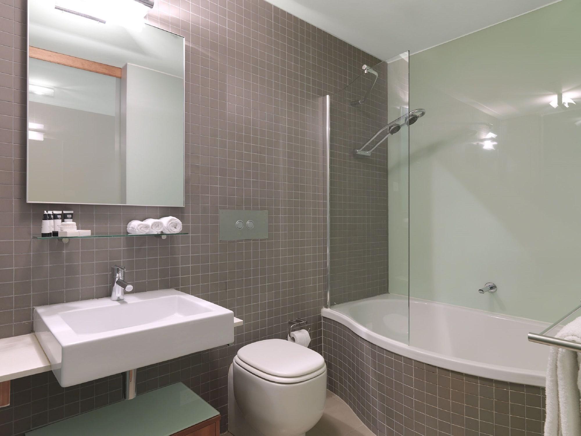 Adina St Kilda Aparthotel 4*