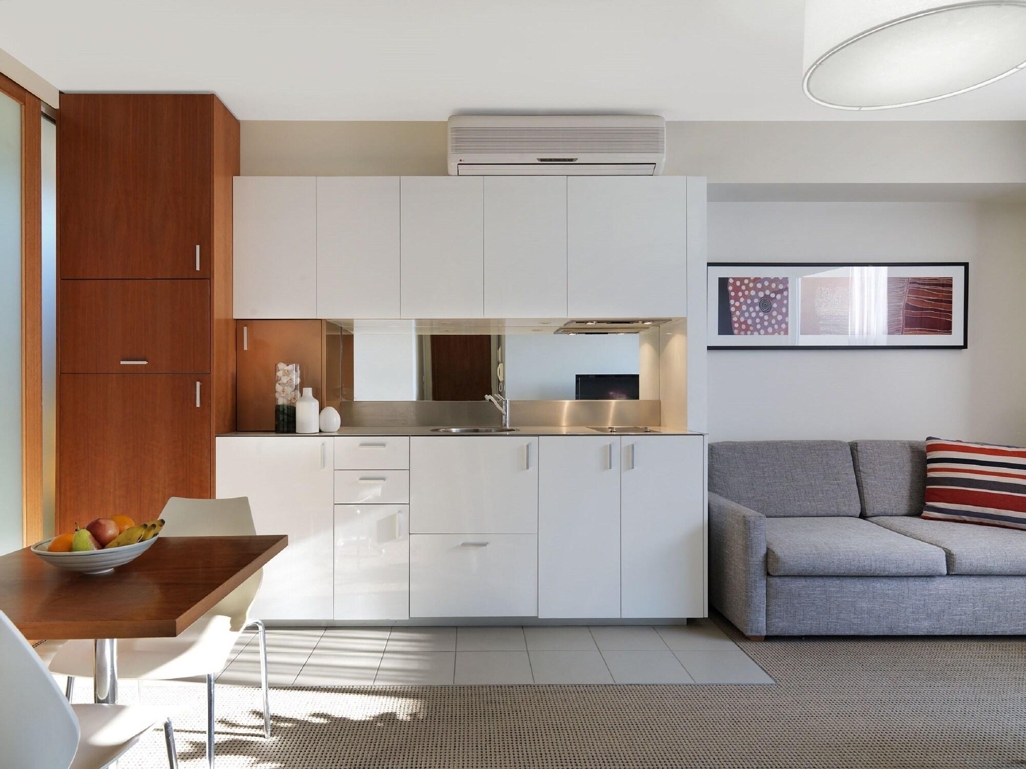 Aparthotel Adina St Kilda 4*
