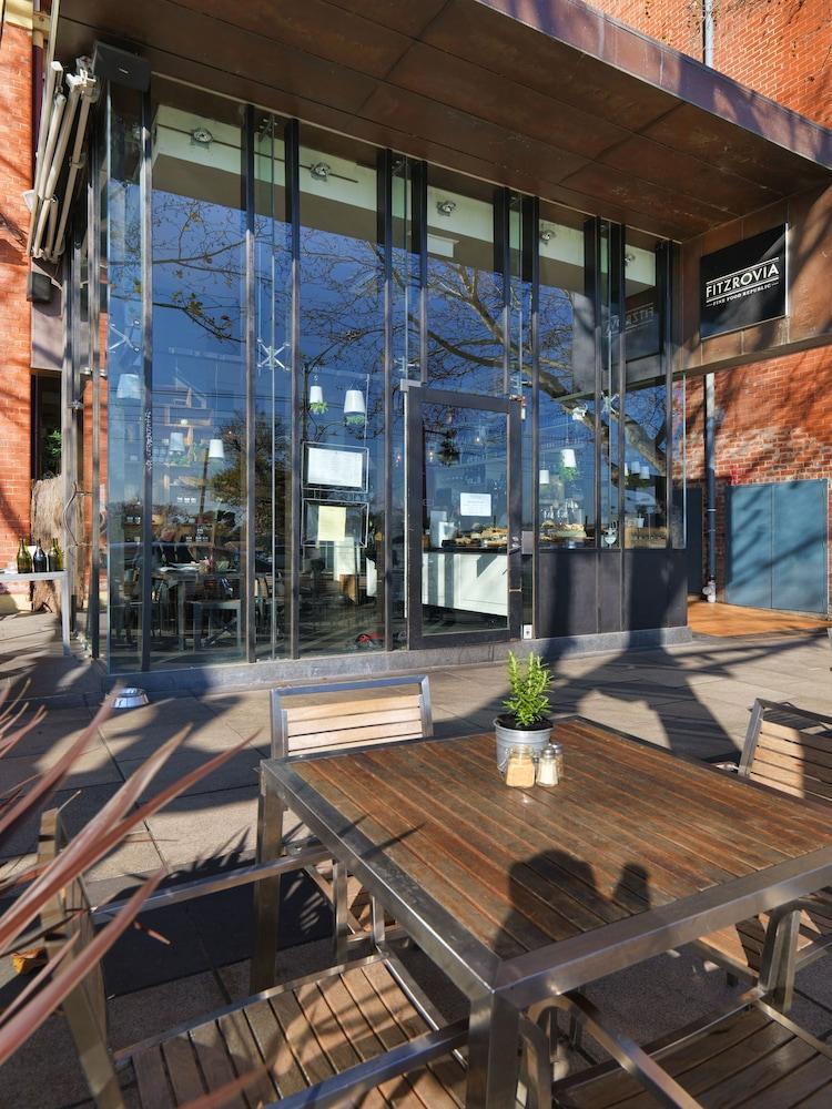 Adina St Kilda Aparthotel Melbourne