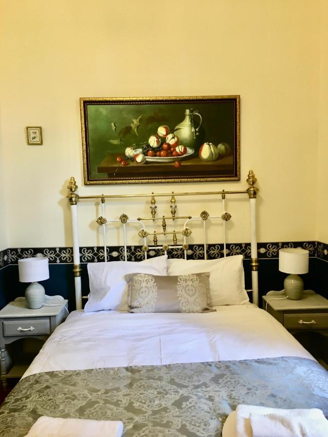 Toorak Manor Hotel