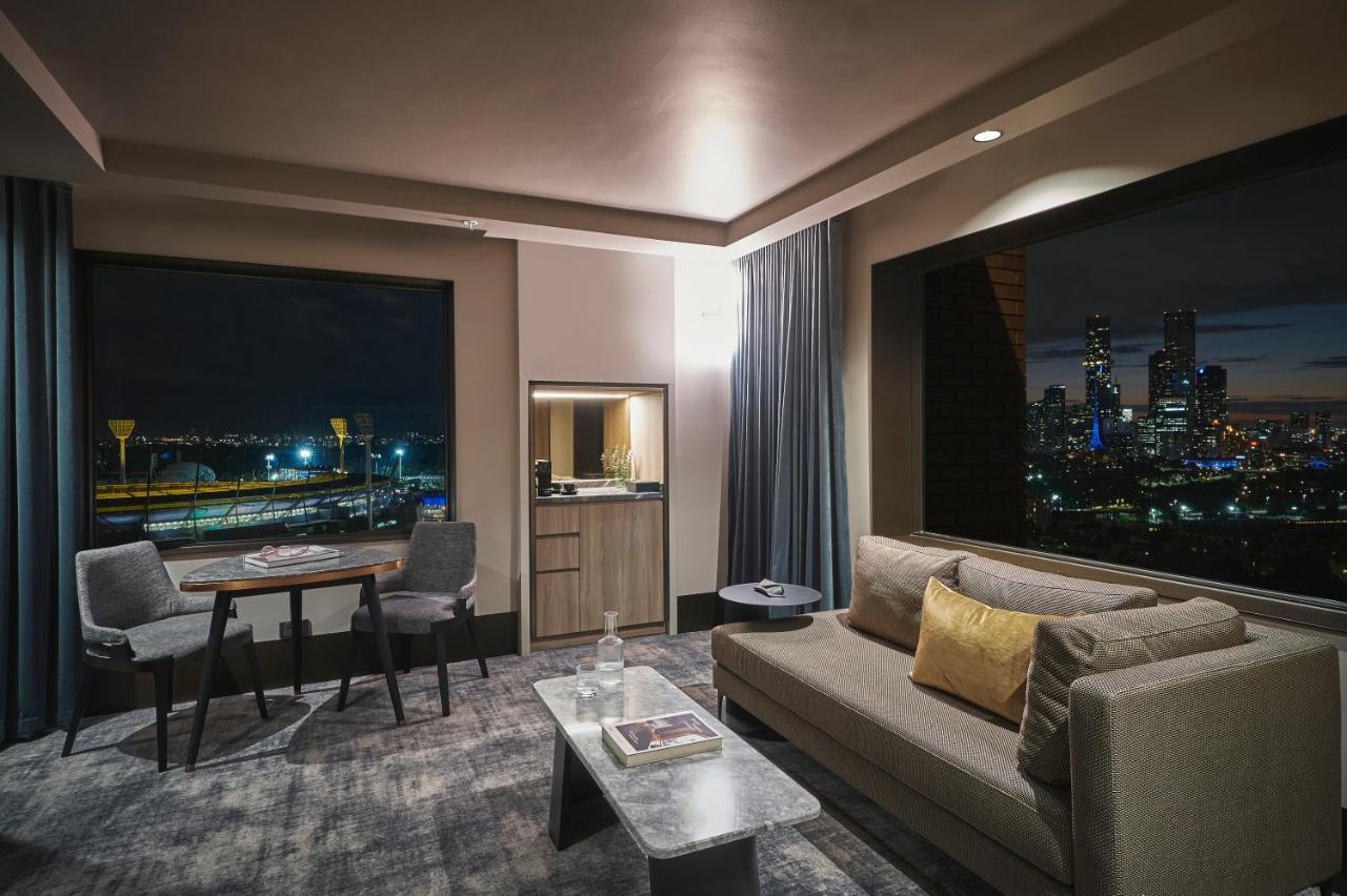 Pullman On The Park 5*