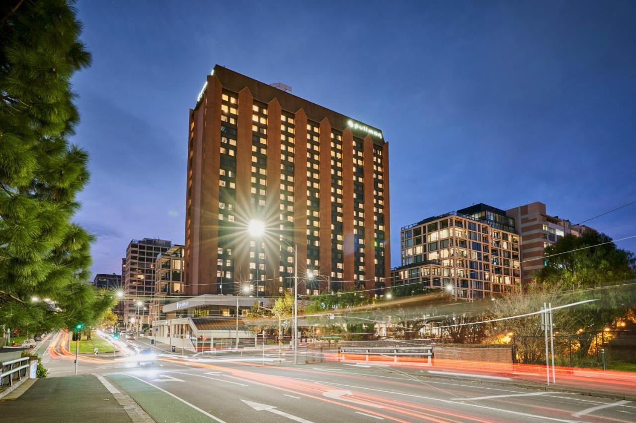 Pullman On The Park Hotel