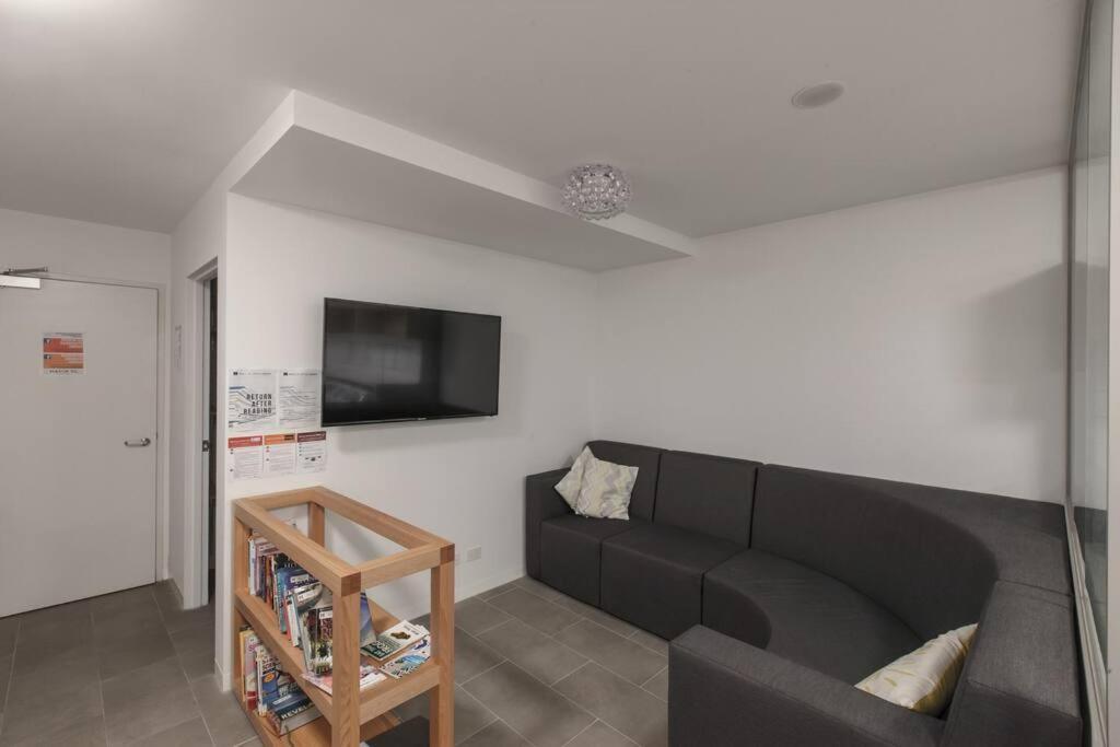 Apartment 1 Bedroom @ Mason Square Melbourne