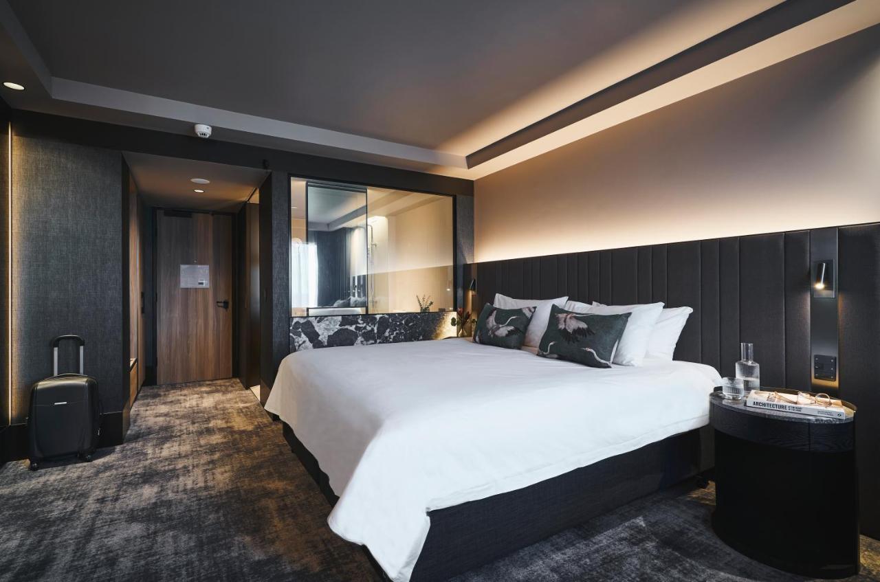 Pullman On The Park Hotel 5*