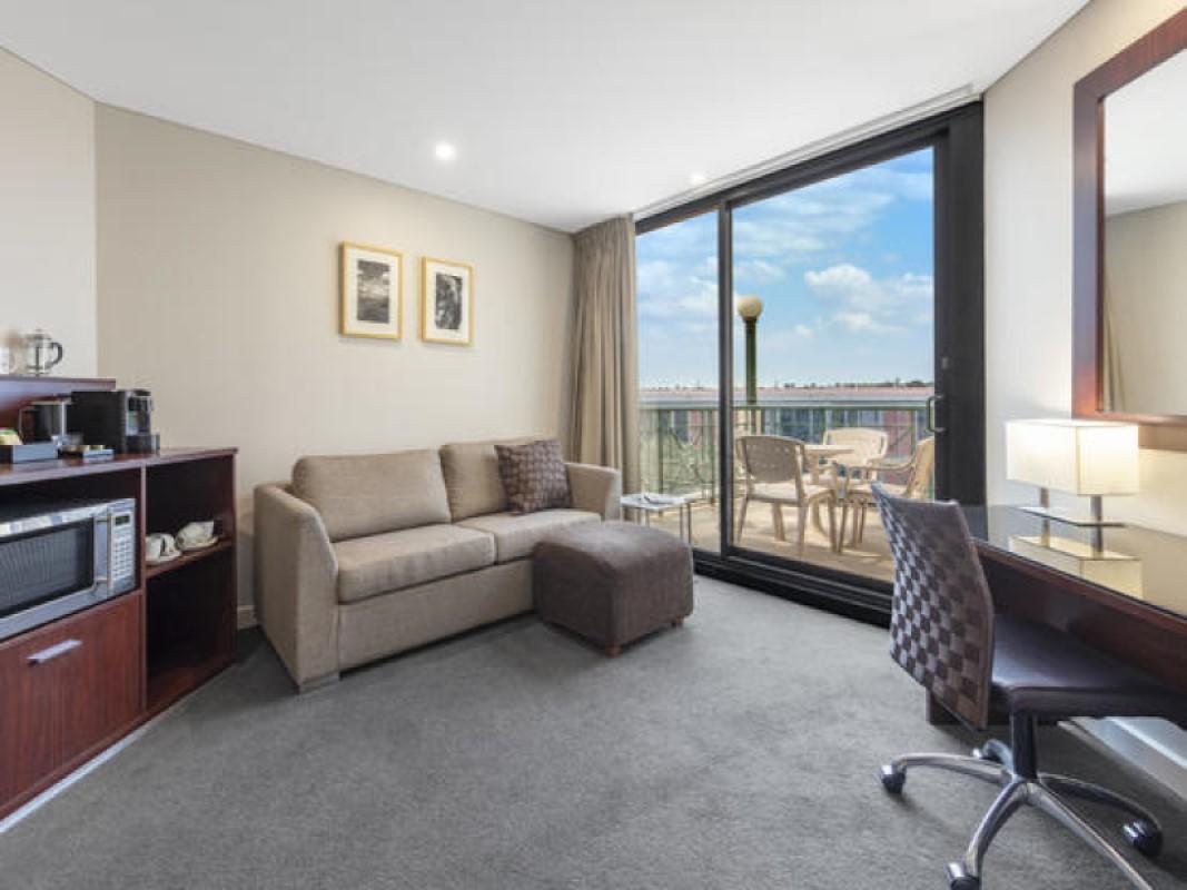 Amora Riverwalk 4* Melbourne