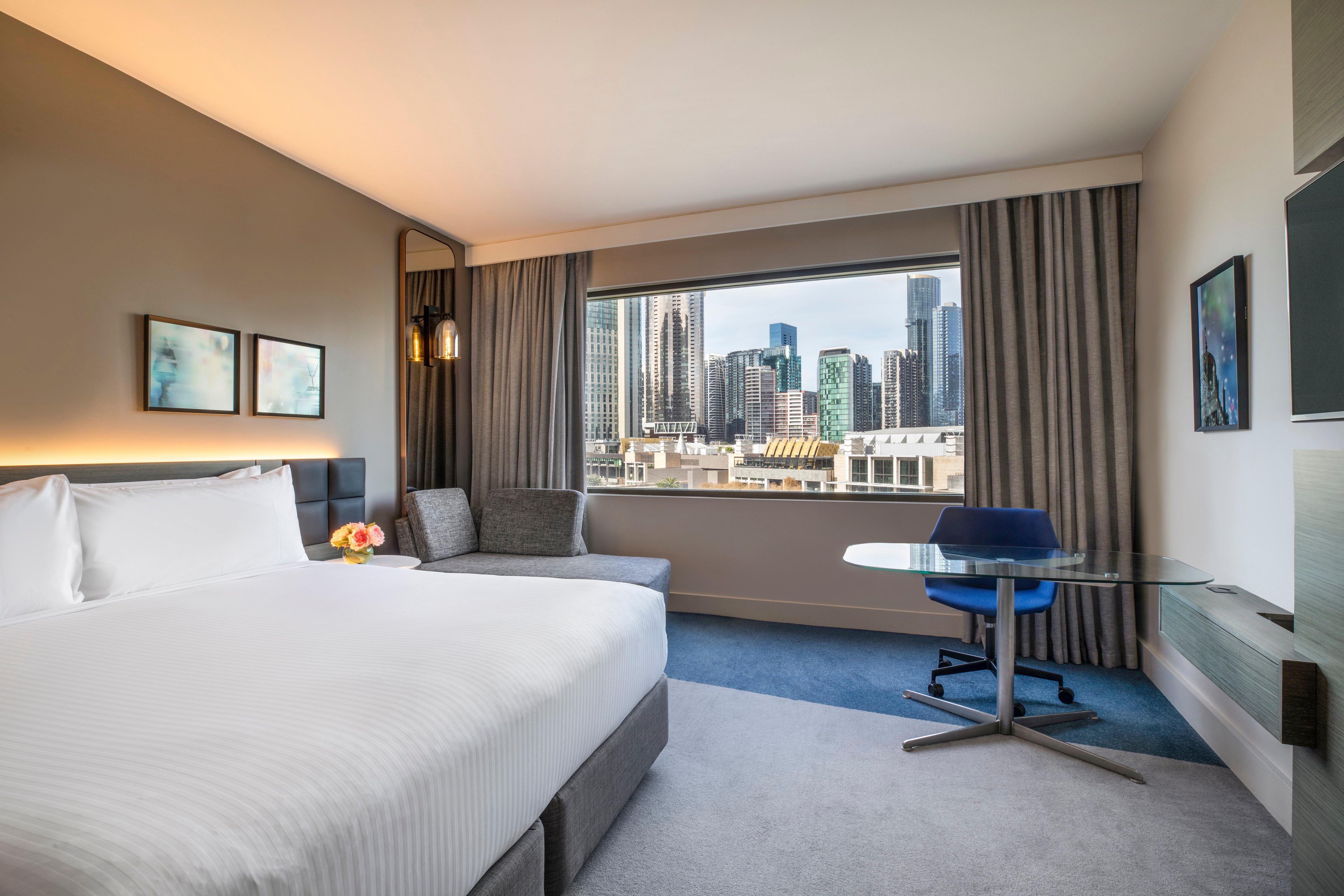 Hotel Crowne Plaza By Ihg 4*
