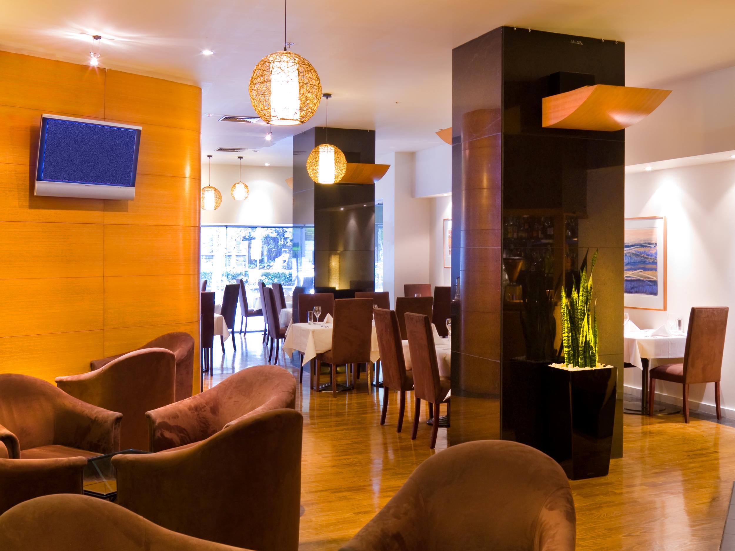 Hotel Grand Chancellor 4*