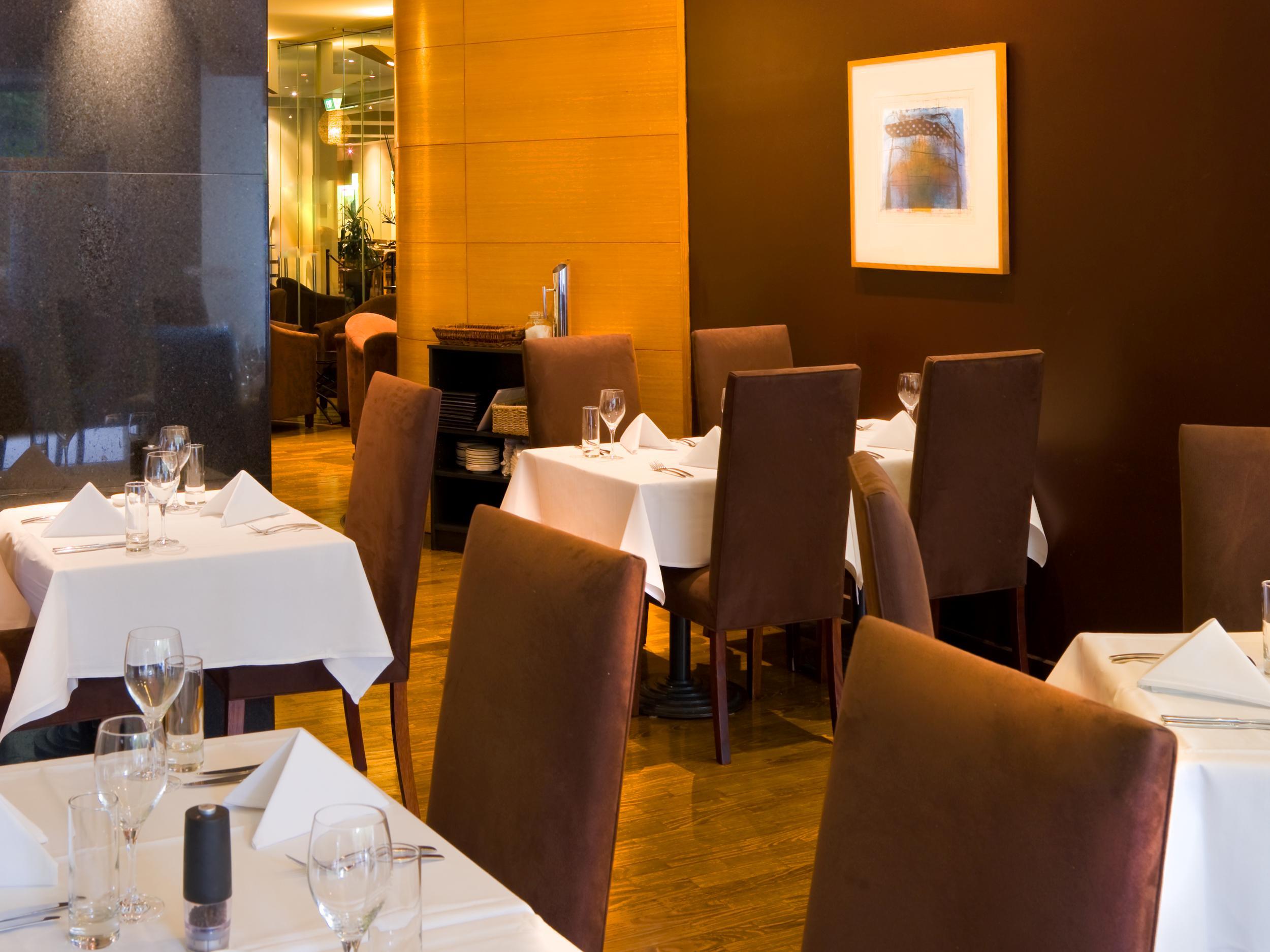 Grand Chancellor Hotel 4*