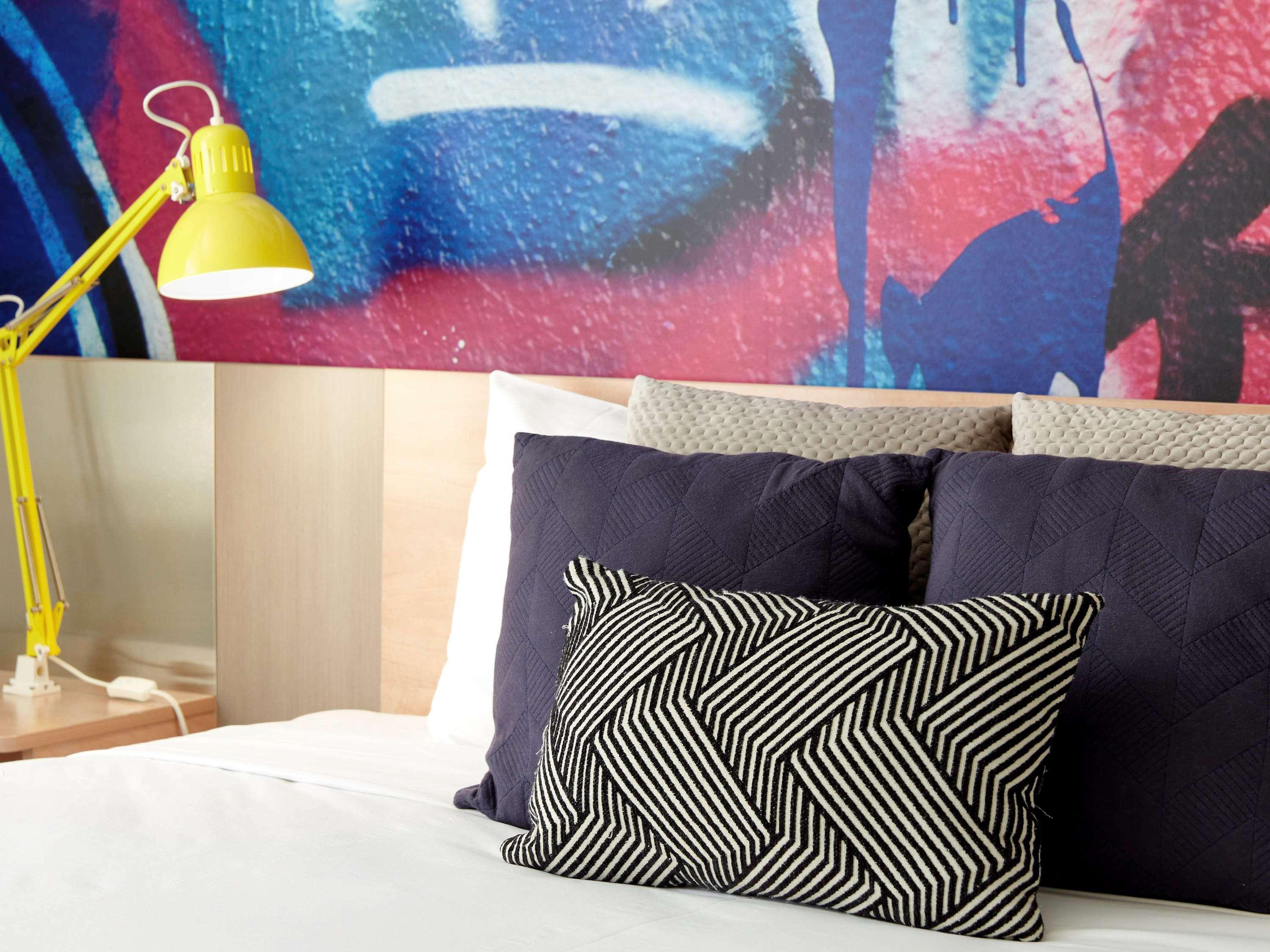 Aparthotel Ibis And 3*