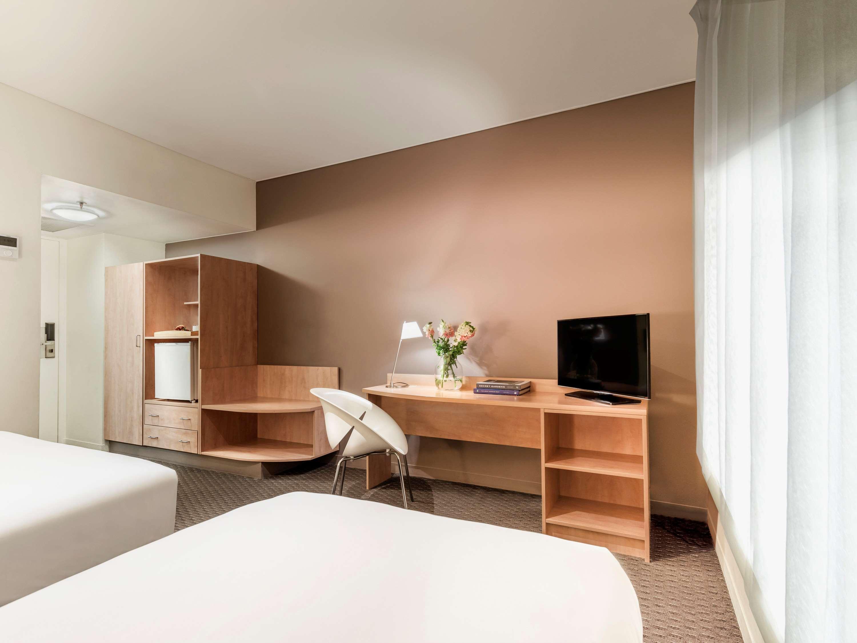 Aparthotel Ibis And Melbourne