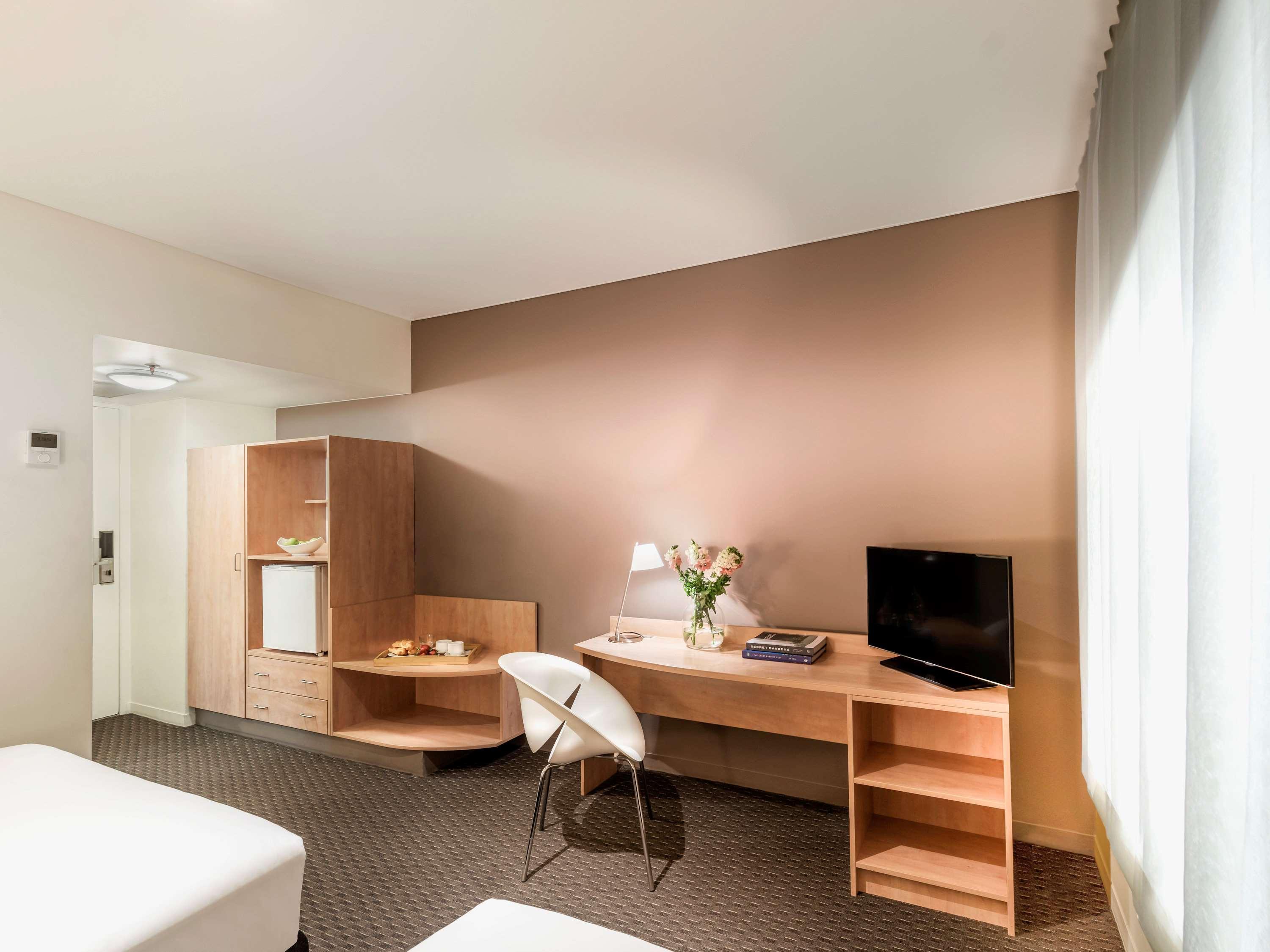 Aparthotel Ibis And 3*