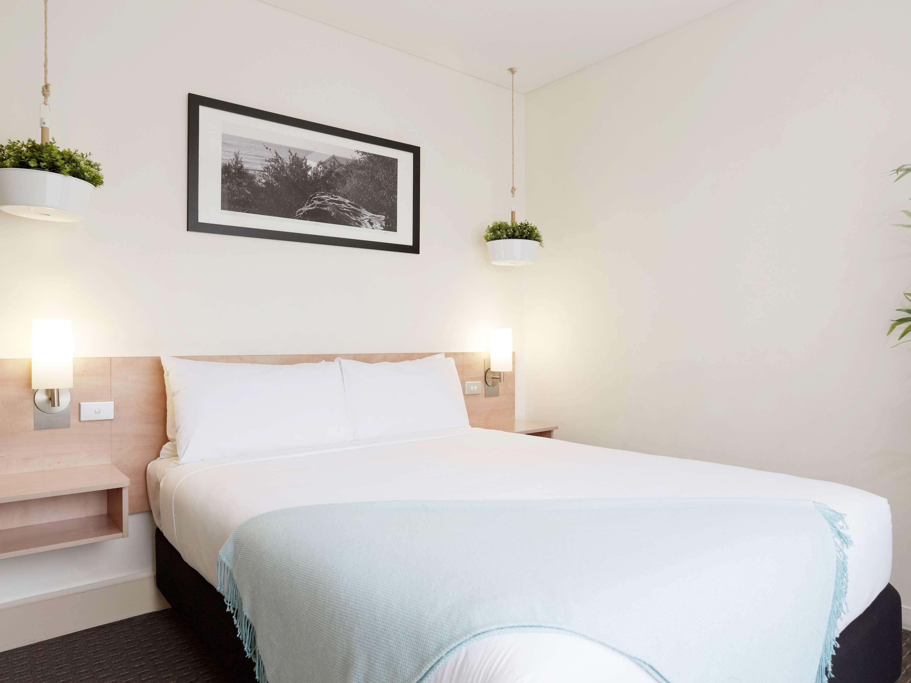 Aparthotel Ibis And 3*
