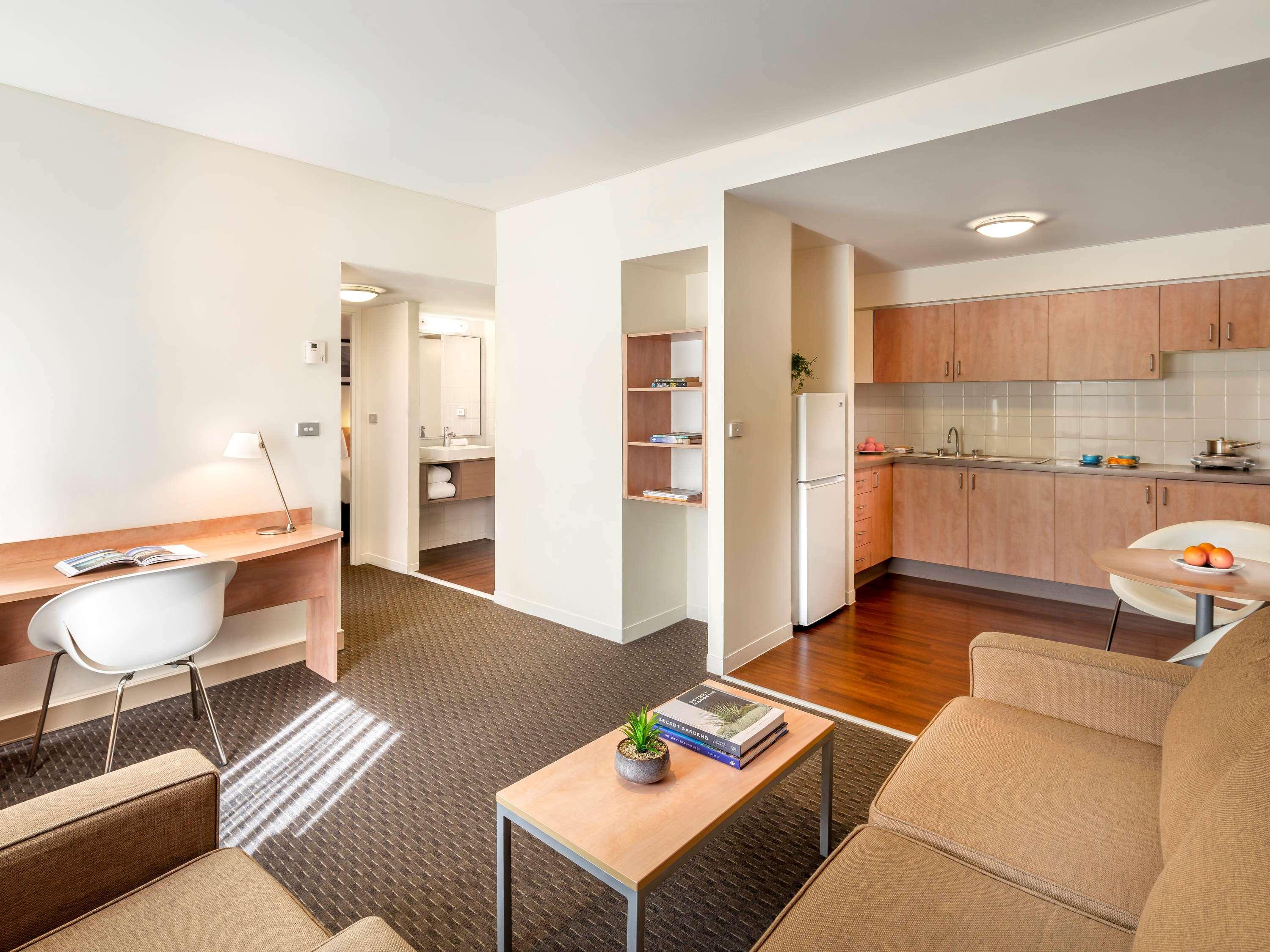 Aparthotel Ibis And 3*