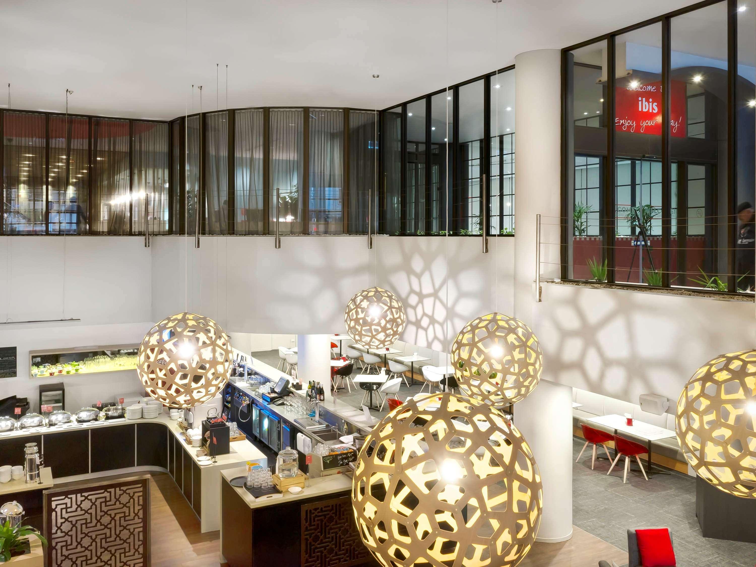 Ibis And Aparthotel Melbourne