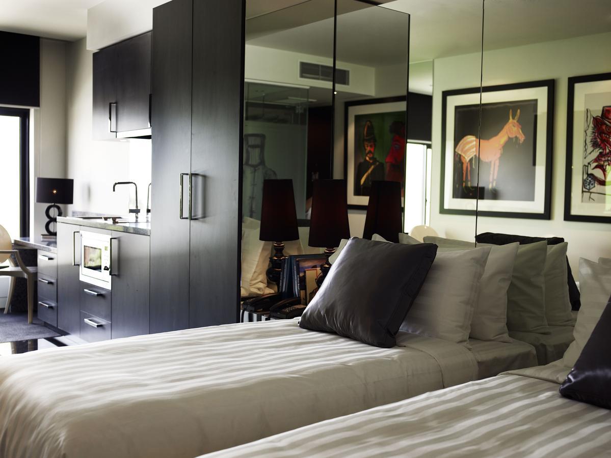 Hotel The Cullen - Art Series