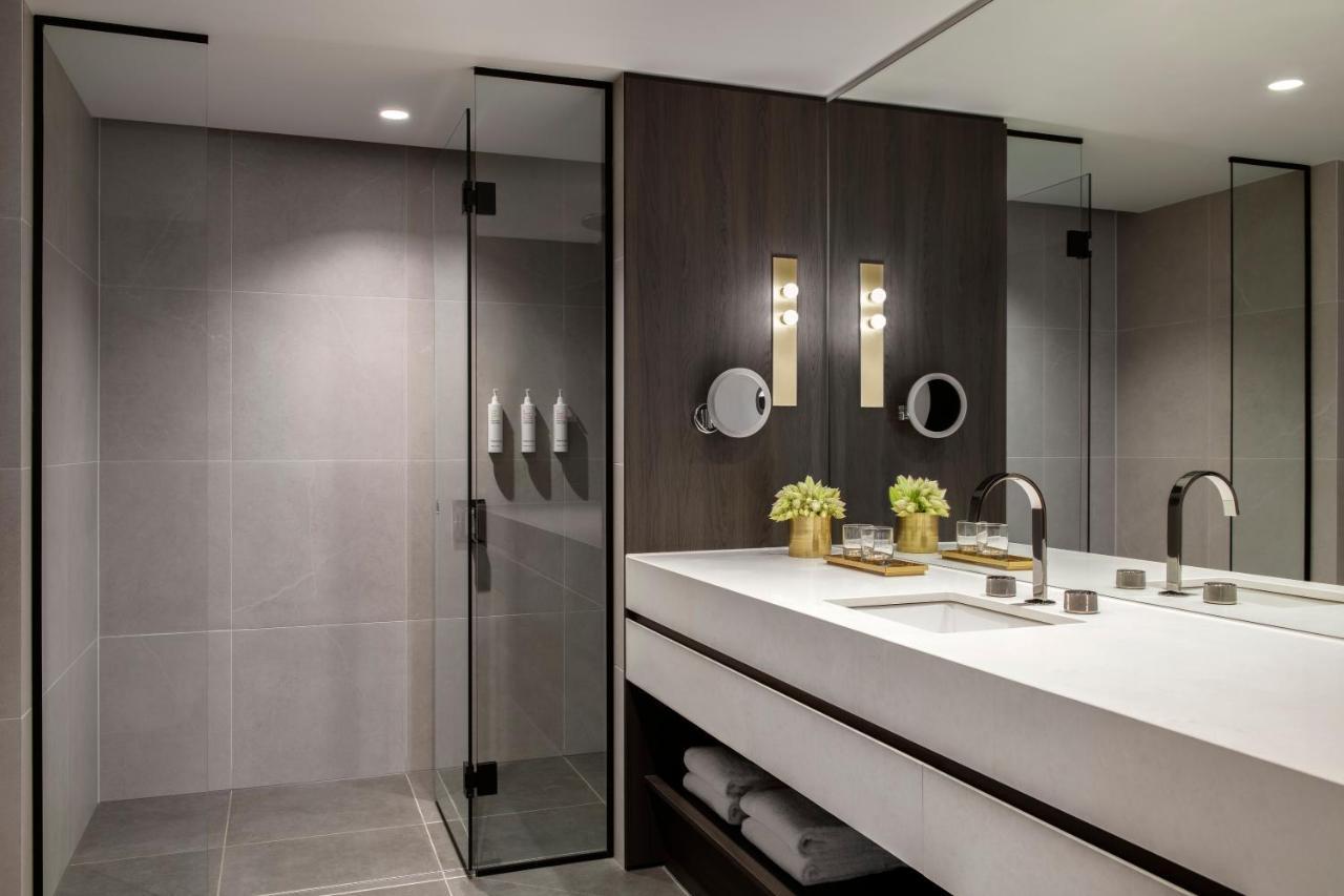 Marriott Docklands Hotel 5*