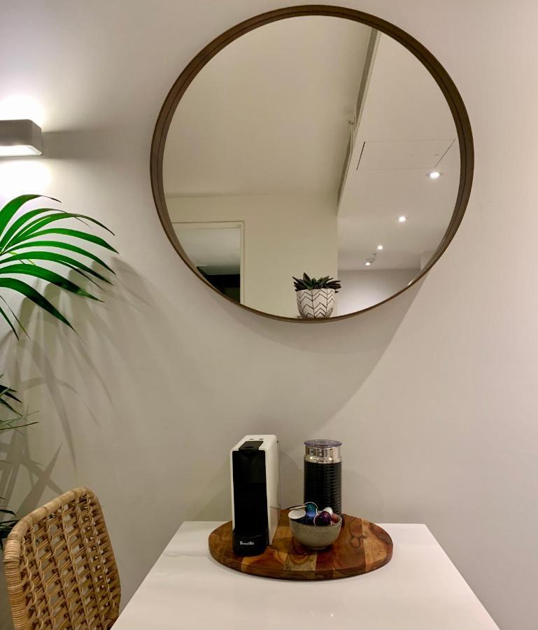 Boutique Abode 8 *
