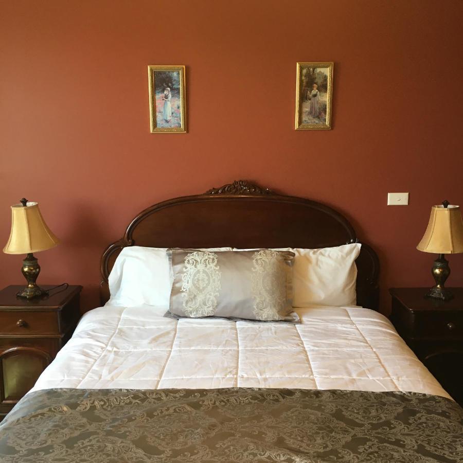 Hotel Toorak Manor Melbourne