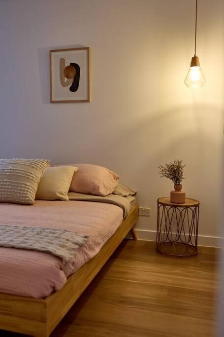 Beautiful 2 Bedroom With Private Rooftop Melbourne