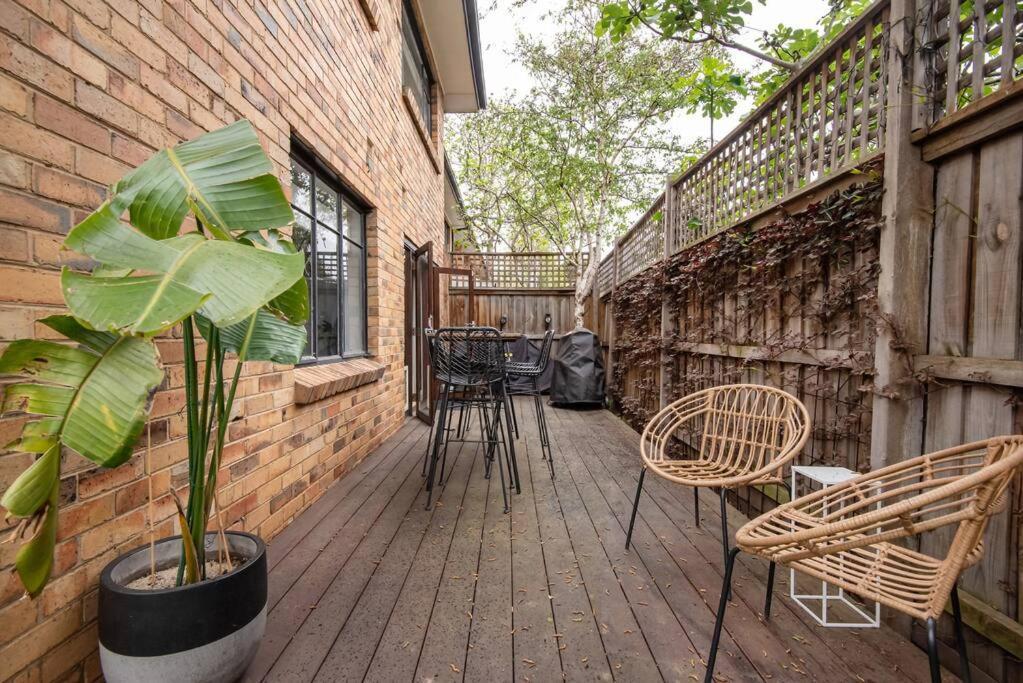 Spacious Style In St. Kilda East - Large Courtyard * Melbourne