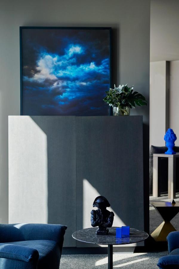 Shadow Play By Peppers