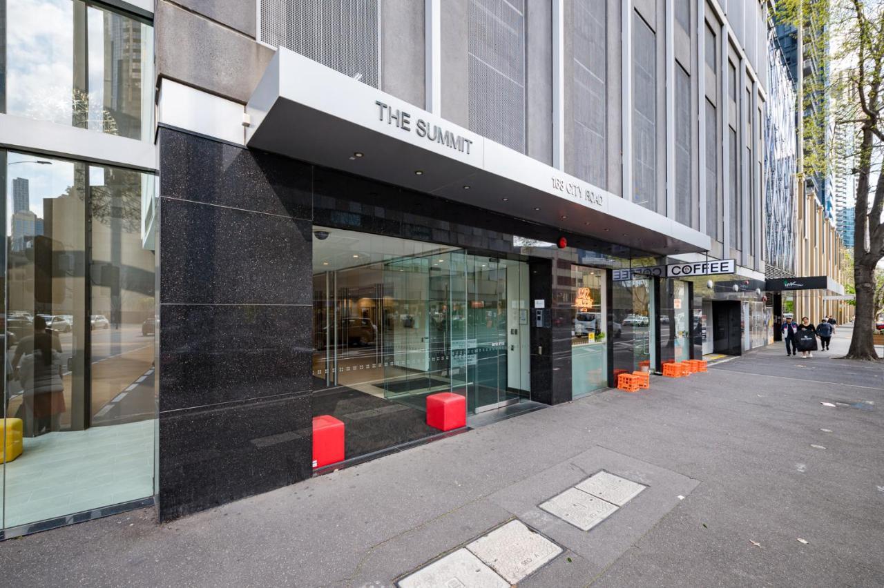 Apartment Exclusive - The Summit Melbourne