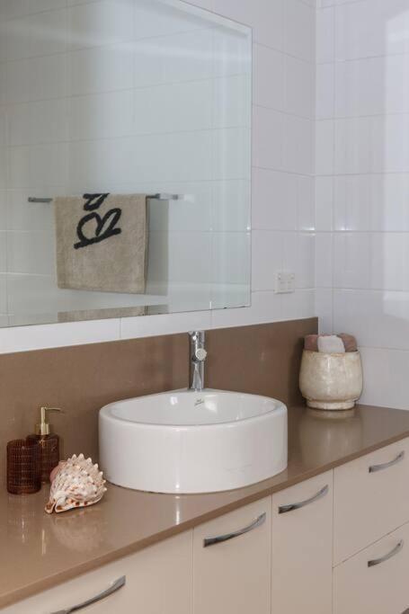 East Brighton Townhouse By Ready Set Host Melbourne