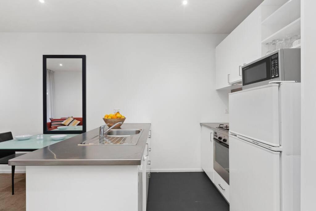 108 Astral Apartment