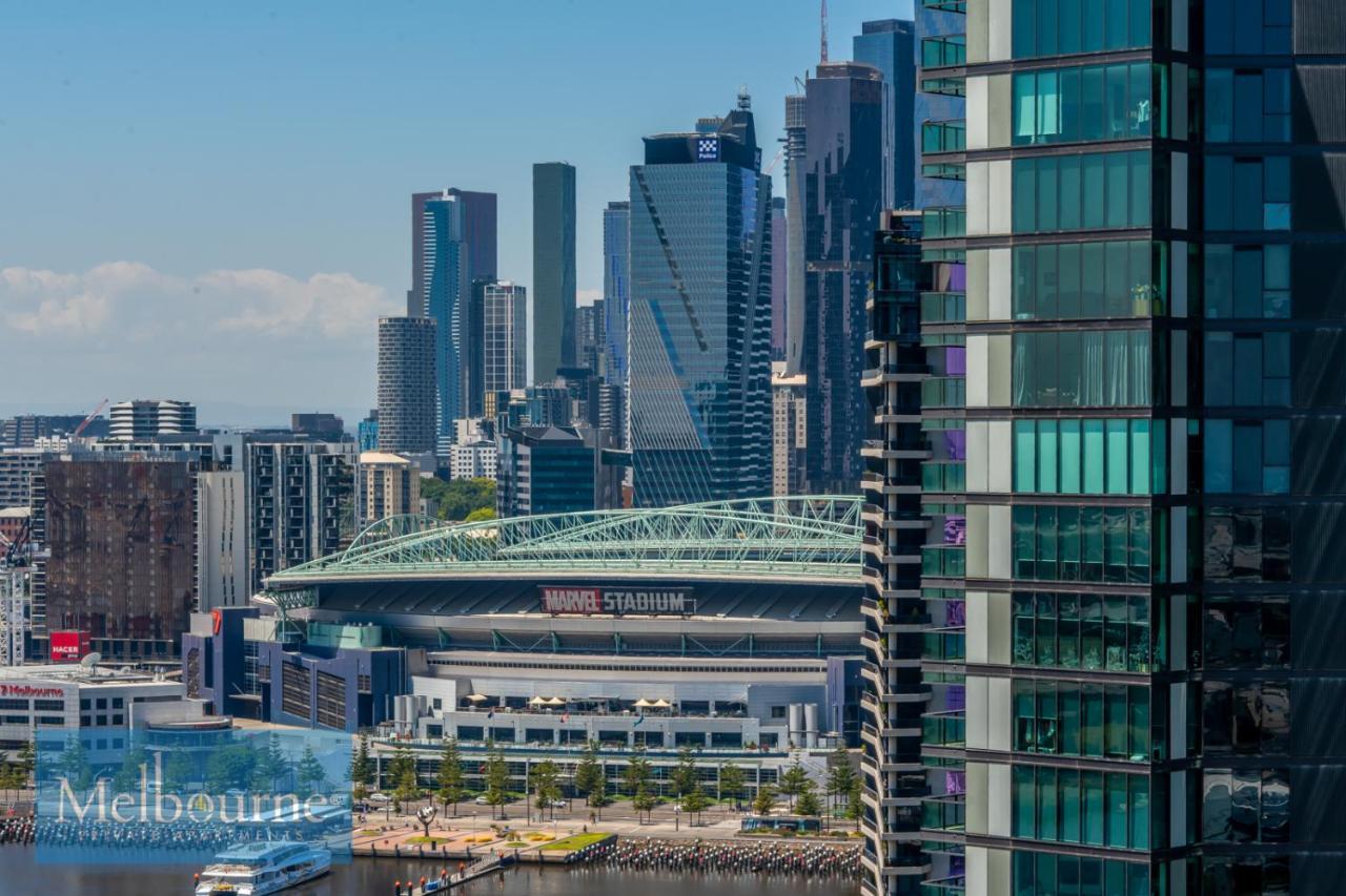 Private - Collins Wharf Waterfront, Docklands Apartment *