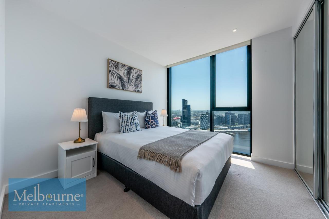 Private - Collins Wharf Waterfront, Docklands Apartment Melbourne