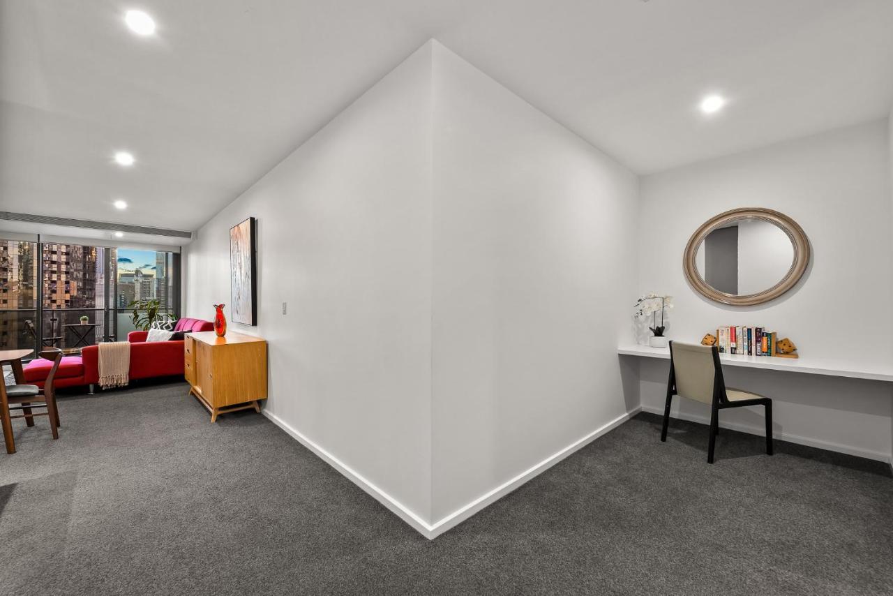Exclusive - Southbank Grand *