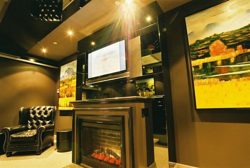 Aparthotel Quest East
