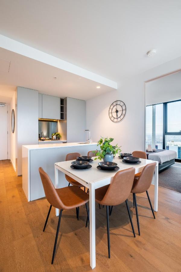 Mega Style Victoria One Apartment *