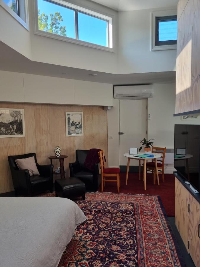 Ascot Vale Studio * Melbourne