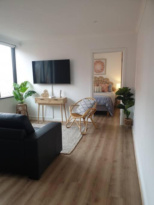 Stylish St. Kilda Apartment Melbourne