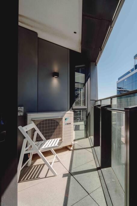 Getaway 2bdrm Parking Pool & *