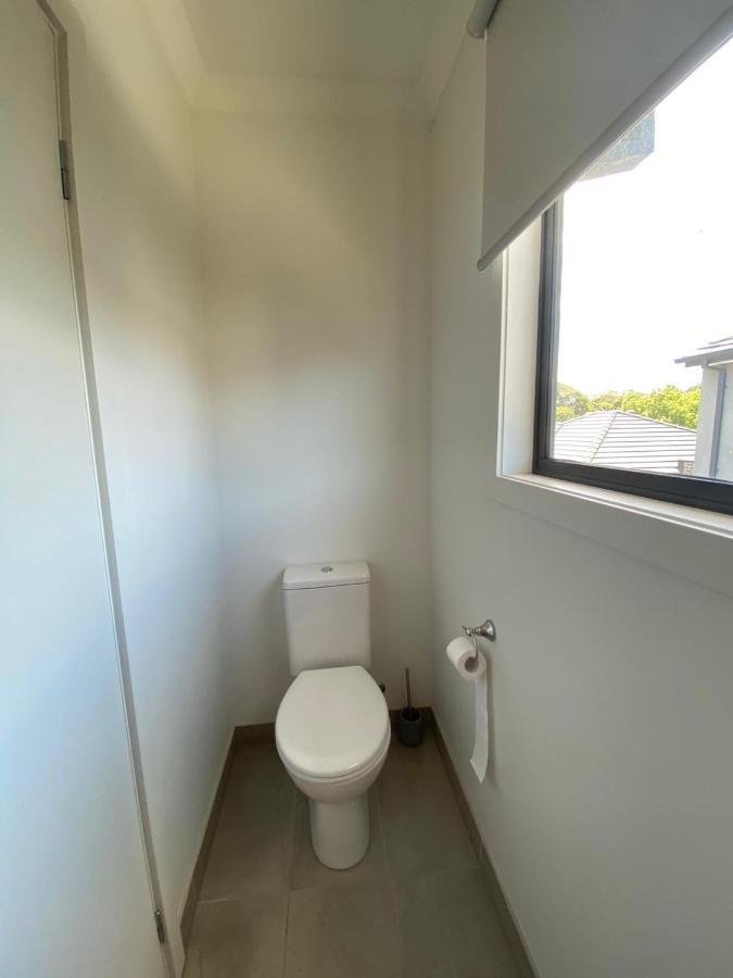 2bedroom Tranquil Townhouse Close To & Airport Apartment Melbourne