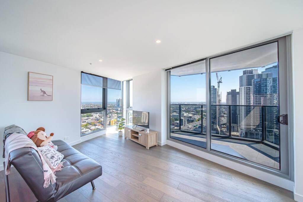 Spacious 2 -bedrs Apt With Free Parking * Melbourne