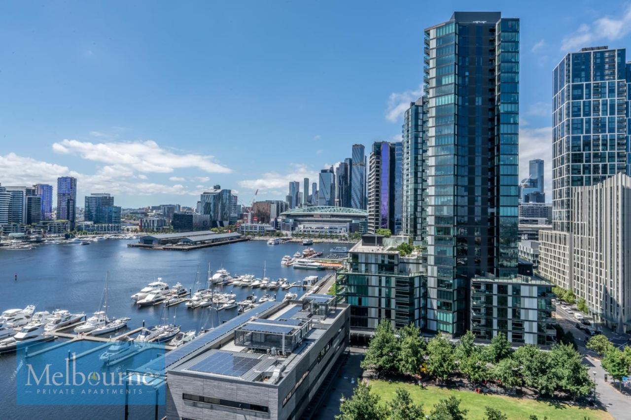 Private - Collins Wharf Waterfront, Docklands Apartment *