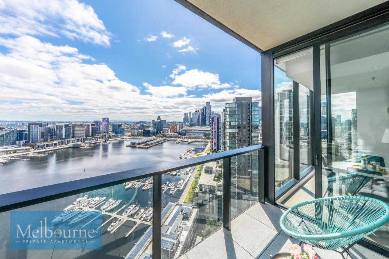 Private - Collins Wharf Waterfront, Docklands Apartment Melbourne