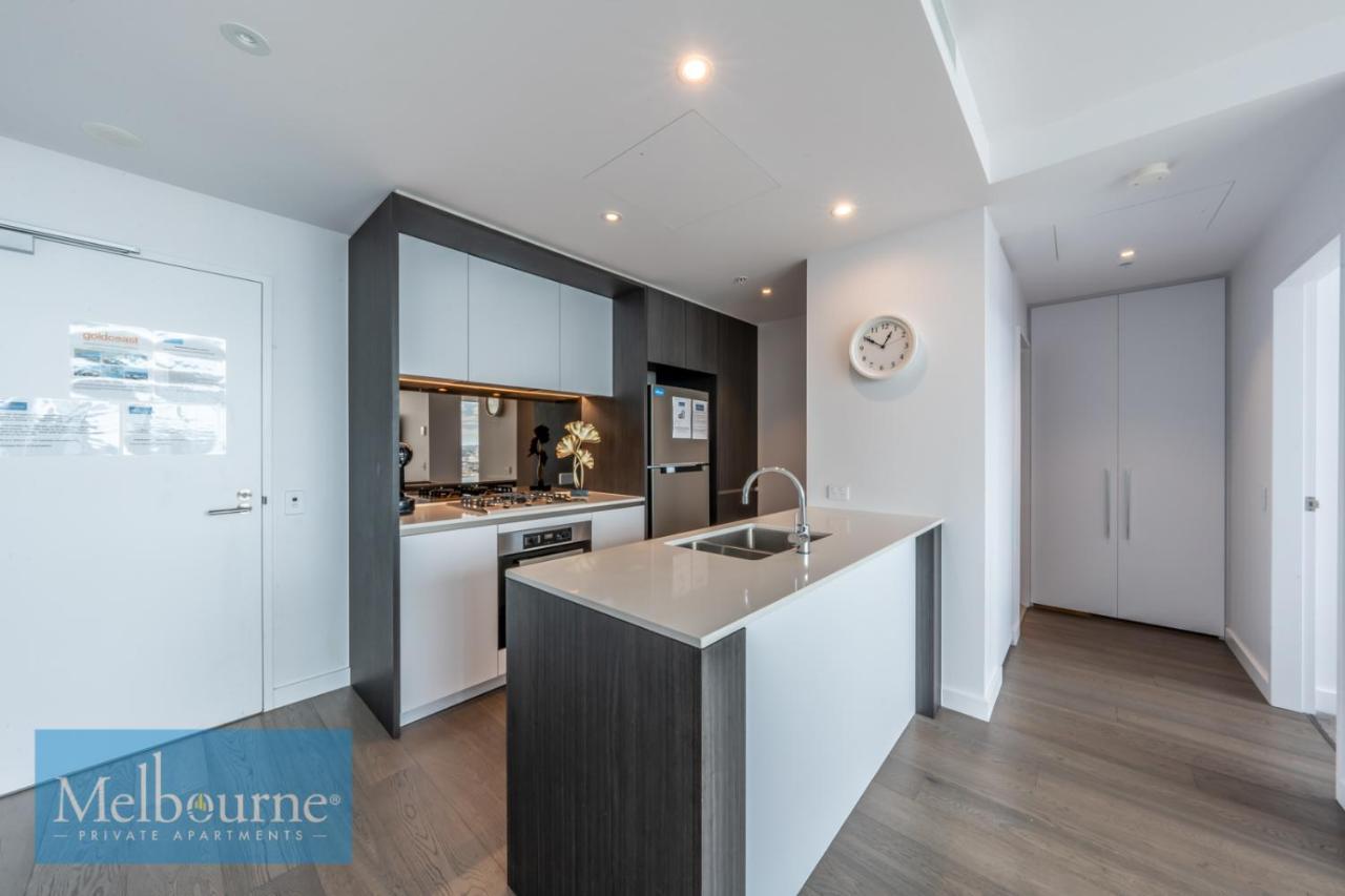 Private - Collins Wharf Waterfront, Docklands * Melbourne